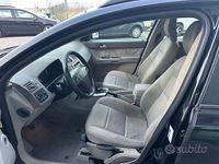 Usata Volvo V50 Momentum 136 CV (100 kW) 2006 Nero Station wagon