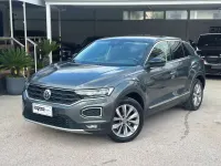 Usata VW T-Roc Style 150 CV (110 kW) 2018 Grigio SUV