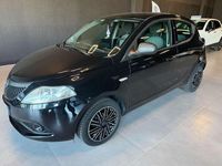 Usata Lancia Ypsilon 69 CV (50 kW) 2018 Nero Utilitaria