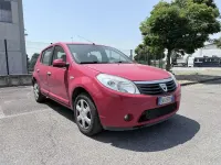 Usata Dacia Sandero 75 CV (55 kW) 2010 Berlina