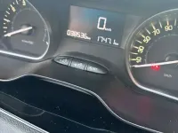 Usata Peugeot 208 Access 82 CV (60 kW) 2015 Bianco Utilitaria