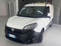 Usata Fiat Doblò Lounge 120 CV (88 kW) 2018 Bianco Monovolume