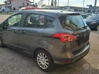 Usata Ford B-MAX Titanium 75 CV (55 kW) 2015 Grigio Monovolume