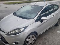 Usata Ford Fiesta 82 CV (60 kW) 2011 Grigio Utilitaria
