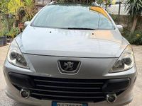 Usata Peugeot 307 88 CV (64 kW) 2007 Grigio Station wagon