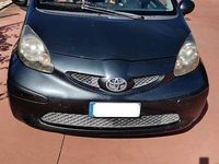 Usata Toyota Aygo Sol 68 CV (50 kW) 2006 Grigio Utilitaria