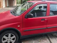 Usata Suzuki Ignis 69 CV (50 kW) 2004 Rosso Utilitaria