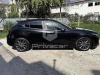 Usata Mazda 3 Exceed 105 CV (77 kW) 2017 Nero Utilitaria