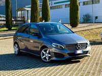 Usata Mercedes B200 Premium 136 CV (100 kW) 2016 Grigio Monovolume