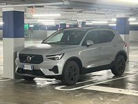 Usata Volvo XC40 129 CV (94 kW) 2024 Grigio SUV