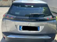 Usata Peugeot 2008 Active 110 CV (80 kW) 2021 Grigio SUV