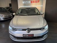Usata VW Golf VIII Life 115 CV (84 kW) 2020 Argento Berlina