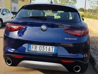 Usata Alfa Romeo Stelvio Executive 179 CV (131 kW) 2018 Blu/azzurro SUV
