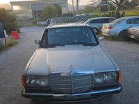 Usata Mercedes 300 88 CV (64 kW) 1985 Berlina