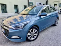 Usata Hyundai i20 GO! 75 CV (55 kW) 2016 Blu/azzurro Berlina