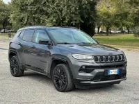 Usata Jeep Compass 239 CV (175 kW) 2023 Grigio SUV