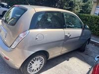 Usata Lancia Ypsilon 60 CV (44 kW) 2010 Oro Utilitaria