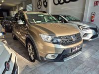 Usata Dacia Sandero Comfort 101 CV (74 kW) 2020 Beige Utilitaria