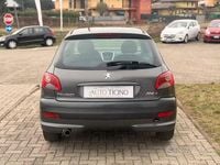 Käytetty Peugeot 206 60 HP (44 kW) 2011 Harmaa Sedan