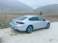 Usata Opel Insignia 136 CV (100 kW) 2018 Grigio Berlina
