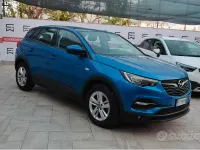 Usata Opel Grandland X 131 CV (96 kW) 2019 Bluazzurro SUV