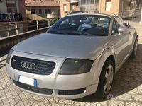 Usata Audi TT Roadster 180 CV (132 kW) 2000 Grigio Cabrio