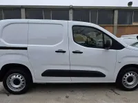 Usata Citroën Berlingo 102 CV (75 kW) 2024 Bianco Monovolume