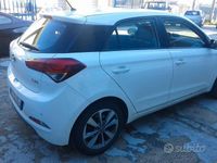 Usata Hyundai i20 Turbo 75 CV (55 kW) 2015 Berlina