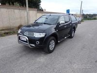 Usata Mitsubishi L 200 CV (147 kW) 2012 Nero SUV