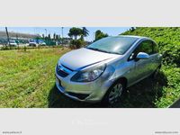 Usata Opel Corsa Edition 95 CV (69 kW) 2011 Argento Berlina