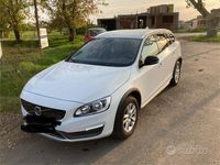 Usata Volvo V60 CC 150 CV (110 kW) 2016 Bianco Station wagon