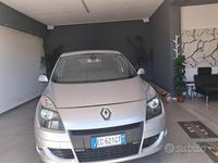 Usata Renault Scénic III Dynamique 110 CV (80 kW) 2010 Grigio Monovolume