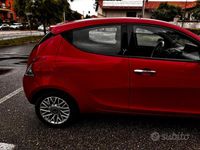 Usata Lancia Ypsilon 69 CV (50 kW) 2012 Rosso Utilitaria