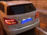 Usata Mercedes B200 Premium 156 CV (114 kW) 2013 Bianco Monovolume