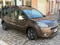 Usata Peugeot Partner 92 CV (67 kW) 2013 Marrone Monovolume