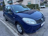Usata Dacia Sandero Ambiance 75 CV (55 kW) 2009 Blu metallizzato Berlina