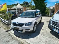 Usata Skoda Yeti 110 CV (80 kW) 2015 Bianco SUV