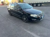 Usata VW Passat Highline 105 CV (77 kW) 2008 Nero Station wagon