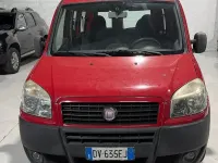 Usata Fiat Doblò 103 CV (75 kW) 2009 Rosso Monovolume