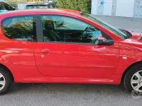 Usata Peugeot 206+ 60 CV (44 kW) 2011 Rosso Utilitaria