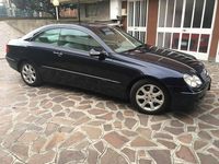 Usata Mercedes CLK270 Elegance 170 CV (125 kW) 2005 Blu/azzurro Coupé