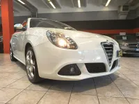 Usata Alfa Romeo Giulietta 105 CV (77 kW) 2012 Bianco Utilitaria