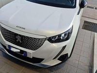 Usata Peugeot e-2008 Active 100 kW (136 CV) 2022 Bianco SUV
