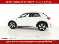 Usata VW T-Roc R-line 150 CV (110 kW) 2023 Bianco SUV