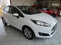 Usata Ford Fiesta Business Edition 75 CV (55 kW) 2015 Bianco Berlina