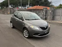 Usata Lancia Ypsilon Gold 69 CV (50 kW) 2016 Grigio Utilitaria