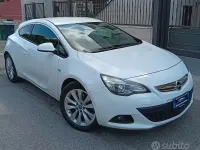 Usata Opel Astra GTC Cosmo 110 CV (80 kW) 2014 Bianco Berlina