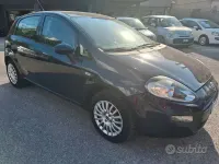 Usata Fiat Punto Street 69 CV (50 kW) 2016 Bluazzurro Utilitaria