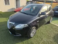 Usata Lancia Ypsilon Gold 69 CV (50 kW) 2012 Nero Utilitaria