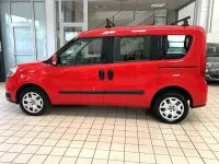 Usata Fiat Doblò Lounge 120 CV (88 kW) 2017 Rosso Monovolume